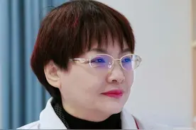 ”宫颈癌“可能会有这五种表现症状！！！ #宫颈癌 #女性 #hpv #春节吃不胖懒人饮食照抄法  #抖出健康知识宝藏视频封面