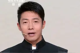 【曾巩为什么能被选进唐宋八大家】 曾巩的名字虽然没有苏轼、欧阳修那样如雷贯耳，但他却用坚持与勤奋为广大学子树立起不朽的精神榜样。来#宗师列传唐宋八大家  看曾巩如何走上宗师之路。