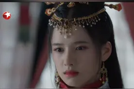 冬夏新任女王明颜银术亲自来接香暗荼，可她却来者不善。#东方卫视藏海传  #肖战  #张婧仪   #藏海传