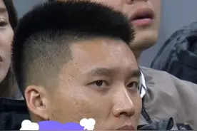 导播你是懂球的！杜指导场边训斥球员，镜头立马给到曾繁日#回忆突然袭击曾繁日 #广东男篮战胜同曦男篮#CBA视频封面