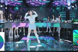 #美女热舞  #美女小姐姐  #小蛮腰扭起来  #韩国女团热舞视频封面