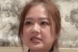 台湾媒体人翟翾表示，#马英九访陆 敲开了两岸民间交流的大门，带动了双方往来，吸引了更多的台湾民众想来大陆看看。翟翾认为，血脉相连与文化纽带无法割裂。#直击第十七届海峡论坛
