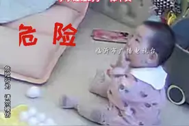 2月23日江苏，宝宝误将玩具鸡蛋吞进嘴里，妈妈聊天时突然发现孩子不对劲……网友：玩具必须选比自己娃娃的手大的才行， 小于娃娃的手一律不买视频封面