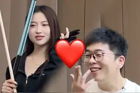 上次放水太明显，赢回来的女朋友对我不是很服气，那就用球技征服她！#台球 #台球路人局 #桌球 #台球是一种生活 #靓仔台球视频封面