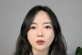 手指头脱皮干裂应该怎么办？ #医学科普#皲裂性湿疹 #手癣 #汗疱疹  #专业的事交给专业的人 @抖音短视频视频封面