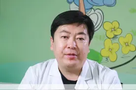 给孩子举高高危害竟然这么大#举高高 #举高 #育儿 #父母必看系列视频封面