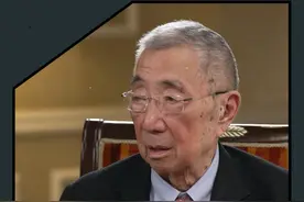 我劝天公重抖擞，不拘一格降人才 即便是获得诺贝尔奖的丁肇中先生，也没有在上学时期门门功课得第一，他觉得背书没那么重要，最重要的是找到自己的兴趣#杨澜对话 #大有学问视频封面