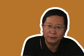 海关反腐连下两城，两个正厅级关长落马 #周刊君说视频封面
