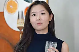 老公一个月给我8500，让我一年存10万...... #抖音短剧 #短剧 #情感共鸣 #婚姻家庭