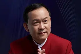 企业越往上走，越不能靠老板本人，越应该靠管理团队 “用人之长，补己之短”，通过他人把事情做好！#企业管理 #独裁 #认知 #高建华视频封面