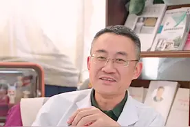 生理期肚子疼，咋回事？#硬核健康科普行动 #女生必看 #女性健康 #辑哥 