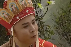 好啦好啦，加更一期monkey与master的相爱相杀 #英文版西游记 #看一遍笑一遍 #宝宝学英语 #趣味英语 #启蒙英语视频封面