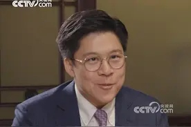 独家！霍启刚：允许孩子打游戏 但设下两条规矩矩  #2025两会观察视频封面