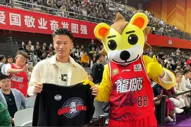 广州仔加油！欢迎近五年来首次攻破日本队球门的中国男足国脚、皇家马德里青训球员，北京国安队员，来自广州五中的@林良铭LIN 主场观赛广州朗肽海本队！！以后多多来玩哦🥰🥰
#广州朗肽海本队 #广州龙狮视频封面