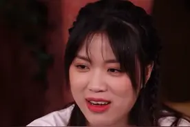 爸爸太难了！杨倩斩获冠军无数，竟从未没去过比赛现场为女儿加油助威。#杨倩 #射击 