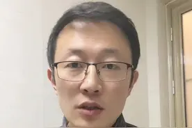 最紧迫的启示：英伟达在越南生产芯片 虽然越南基础设施和教育素质落后，但恰如当年的中国，在吸引科技及产业升级的红利来临时能抓住，我们不能再一味轻视对手和市场规则了#英伟达 #越南 #芯片视频封面