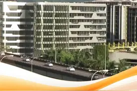 【台湾民众支持两岸交流：让更多人看到真实大陆】 对于这次两岸交流活动，岛内不少民众表示支持，认为提供了一个了解真实大陆的机会。台湾媒体的镜头和文字，有助岛内民众打破对大陆的刻板印象。#马英九参访731部队罪证馆 #视频封面