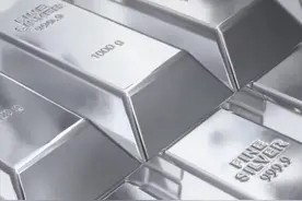 3月14日河南郑州，首饰金价破900元/克，白银价格也跟着攀升，业内人士：投资追不上黄金，或可试试白银 #金价 #白银 #河南dou知道视频封面