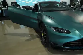 阿斯顿马丁 Vantage F1 男孩子终极座驾 #高级感轿跑 #大玩具视频封面