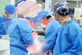 15厘米乳腺肿瘤切除，手术时要主要小心保护孩子的发育功能。 最后手术成功了，值得高兴！#幼年型纤维腺瘤 #乳腺健康 #手术日常 #乳腺肿瘤专科苏逢锡医生 #医学科普