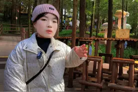 昆明也算我第二个家了，今年过年我在小人国等着大家，希望来小人国玩的朋友们幸福美满，开心每一天#小人国游玩攻略 #小人国全新升级 #小人国寒假指南 #小人国春节指南 #爆笑小人国视频封面