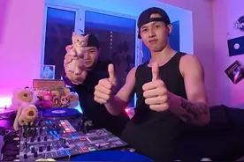 又到了听if you的季节 我关掉TV想象再次回到你身边~ #周一情侣 #权志龙 #漂移的ff #jade小混搭 #ifyou FF秋季小混搭！希望大家喜欢