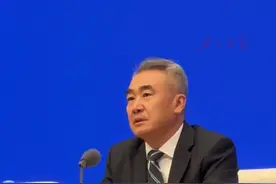 申领育儿补贴需要提交哪些材料？有何便民渠道？（工人日报记者 赵欢）