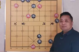 这盘棋第一步99%的人会走错，百年难遇的一手好牌，让自己打烂视频封面