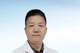 脑出血后喝水呛、吃饭呛，到底是为什么 脑出血后喝水呛、吃饭呛，到底是为什么#脑梗 #脑出血 #偏瘫 视频封面
