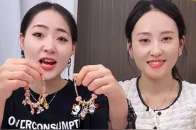 国庆节奖励孩子这个串珠洞洞乐，好看又好玩 孩子自己串出属于自己的专属手链，国庆假期太开心了#国庆节  #女孩玩具  #手工diy  #亲子手工  #洞洞乐视频封面
