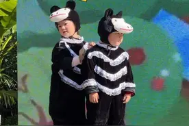萌化了！国际猩猩关爱周 红山来了群“猩球”守护员
11月10日到16日是国际猩猩关爱周。今天（11月10日），南京红山森林动物园联动全国27家动物园，共同举办2024猩猩关爱周系列活动，呼吁大众关爱猩猩，保护它们的野外栖息地。活动现场不仅搭建了“热带雨林村”，还展出了猩猩画作、猩猩诗歌等“猩猩”大作。其中来自南京迈皋桥幼儿园的一群小朋友们化身“猩球”守护员和“小猩猩”为游客们讲解猩猩保护知识，表演猩猩丰容舞蹈，憨态可掬的模样引得不少游客驻足。据了解，自2018年以来，红山森林动物园连续举办猩猩关爱周活动，关注和改善猩猩的生存环境，编写了国内第一本全面而系统的《猩猩饲养管理指南》，在保护猩猩方面做出了突出贡献。视频封面