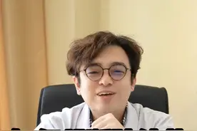 如何判断肺结节是良性还是恶性的？ #肺结节 #肿瘤 #健康视频封面