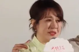 5月3日，演员马丽路演时崩溃哭诉: 我和沈腾的家人遭受长达10年网暴，最坏的影响可能是我们不再合作