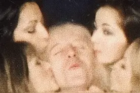 最可怕的电视节目第2期！ #故事 #真实案例 犯罪时间长达42年！揭秘吉米·萨维尔！视频封面