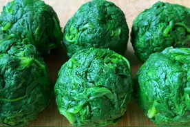 保存荠菜直接焯水就错了，教你正确做法，放一年也会很鲜嫩视频封面