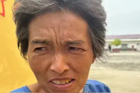 商丘市永城市寻亲：六旬老太被救助，穿蓝色T恤、黑色短裤图片