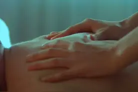 赤裸特工（1） 赤裸特工原版高清
李美琪牺牲最大的电影
 #吴彦祖视频封面