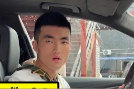 2000一天租换壳的兰博基尼？#奥迪 #奥迪rsq8 #带你懂车 视频封面