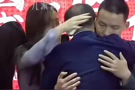 3月23日报道，广东深圳，#谢浩男认亲前一晚才知道父亲是千万富翁  ：觉得父亲好优秀，找我24年确实也不容易。视频封面