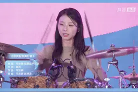 #童样好时光演唱会 “你笑起来真好看，像春天的花一样”视频封面
