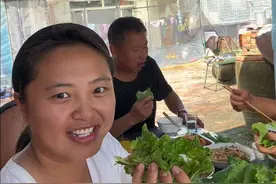 南北饮食差异在吃东北大饭包这件事情上体现得淋漓尽致！ #乡村守护人 #中国农民丰收节 #梦儿在北大荒 #南北差异视频封面