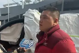 40多万理想新车开俩月气囊全爆 轮毂断裂，车主：车头未碰到 为何气囊全弹出？4S店回应：撞到限宽墩所致#理想  #安全气囊 #汽车  #河南dou知道视频封面