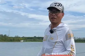 黑坑老板的运营思路（靠天收）！ 每周真放鱼，收费真便宜。主打人气，赚多赚少看天意！#日常钓一钓 #钓鱼人就是这么疯狂视频封面