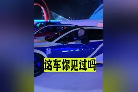 不是RS7开不起，而是摩托更有吸引力 #魔兽世界 #魔兽世界奥迪联动 #岳掌门