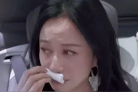 #倪虹洁  提到儿子崩溃落泪 唯一对不起的就是孩子#背后视频封面