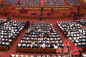 今年安排超长期特别国债3000亿元，支持消费品以旧换新（记者：李树超 曹雯璟）#聚焦两会  #超长期特别国债  #消费视频封面