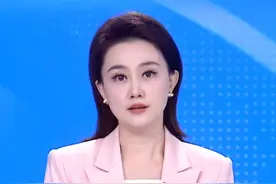 俄罗斯：乌克兰有权加入欧盟 但不得加入北约 俄罗斯总统新闻秘书佩斯科夫18日表示，加入欧盟是乌克兰的主权权利，但俄方反对乌克兰加入军事联盟。#主播直说 #俄罗斯称乌克兰有权加入欧盟视频封面