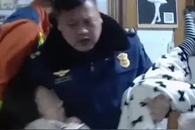 一家四口燃气中毒，119联动120紧急救援。 视频封面