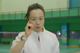 志田千阳这个反手，不是错误动作，而是解决方案！ #羽毛球 #羽毛球培训 #羽毛球教学