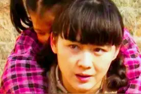 18年前被抛弃的亲生女儿居然伪装成小保姆上门复仇 #宅家dou剧场 #电视剧解说 #经典影视视频封面